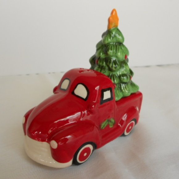 Christmas Tree & Red Truck Salt & Pepper Shakers Ceramic - Picture 4 of 10